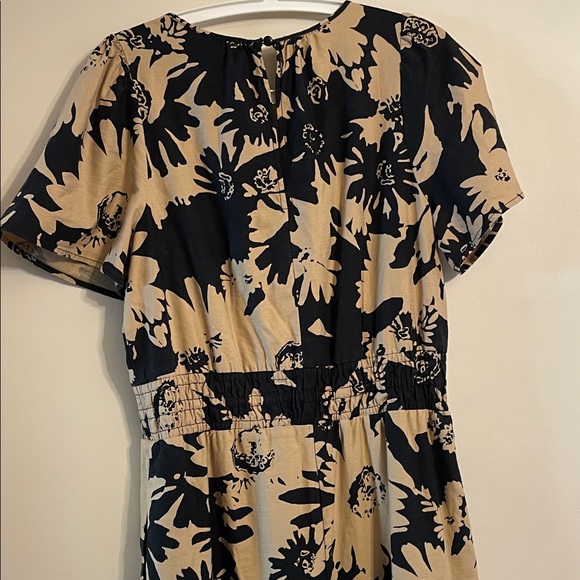 Anthropologie Floral Jumpsuit Black Tan Wide Leg Romper Size M - Picture 4 of 12